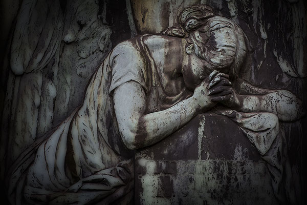 Manches schmeckt bitter - © Helga Jaramillo Arenas - Fotografie und Poesie / Dezember 2018
