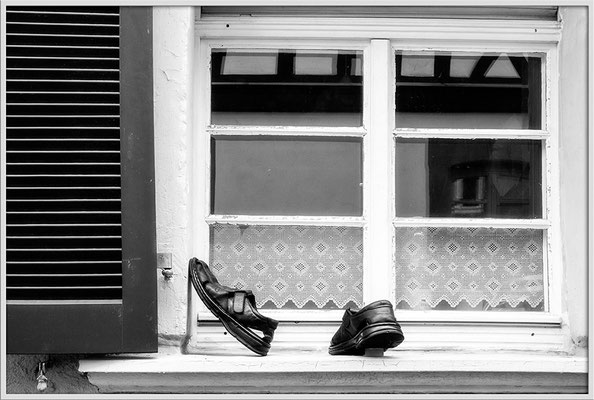 Als die Schuhe laufen lernten - © Helga Jaramillo Arenas - Fotografie und Poesie / Juli 2017