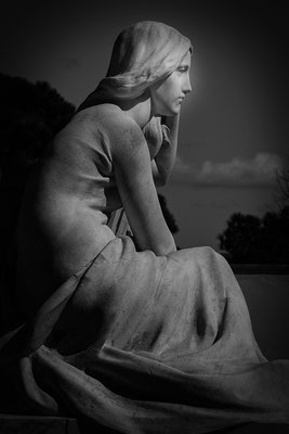 Die Gedanken am Abend (2) - © Helga Jaramillo Arenas - Fotografie und Poesie / April 2019