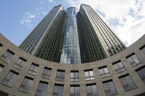 Tower 185 - © Helga Jaramillo Arenas - Fotografie und Poesie / August 2017