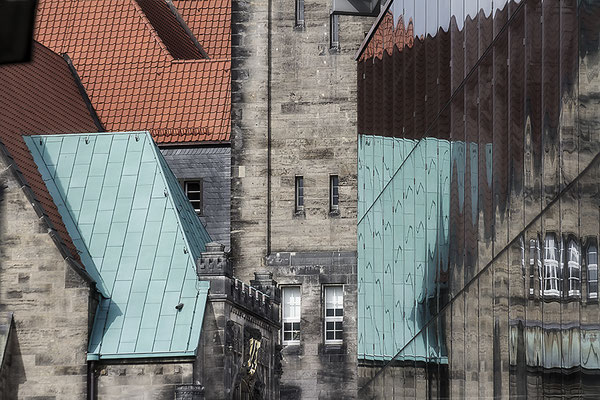 Spiegel der Zeit - © Helga Jaramillo Arenas - Fotografie und Poesie / November 2017