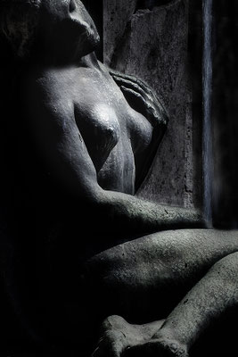 Gänzlich erschöpft III. - © Helga Jaramillo Arenas - Fotografie und Poesie / Juni 2018