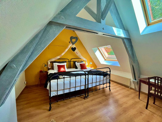Chambre en duplex, chambre pour 2 personnes, Domaine de Joreau, chambre d'hôtes