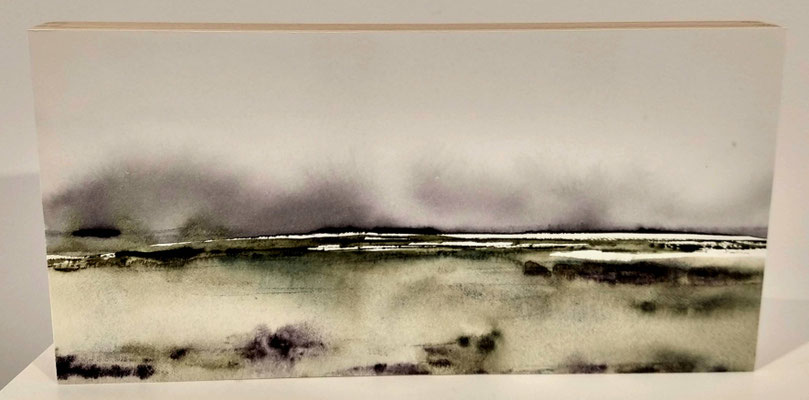 "ginder" -22, 2023 / watercolor on paper and wood panel / 15x30x3 cm (Sold/Private collection in The Netherlands)