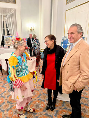 Clownin Andrea im Gespräch mit S.K.H. Herzogin Gabi und Herzog Eberhard von Württemberg