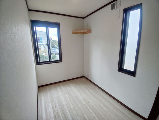 書斎に最適な小部屋あります