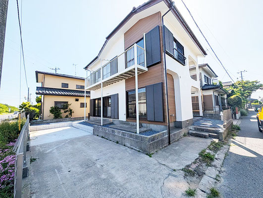 千葉県白子町の海近くにあるリフォーム済み2階建て別荘（外部温水シャワー完備）
