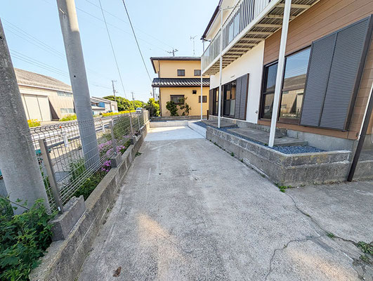 千葉県白子町の海近くにあるリフォーム済み2階建て別荘（外部温水シャワー完備）