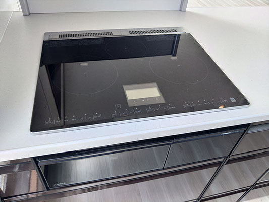 IHクッキングヒーター新品