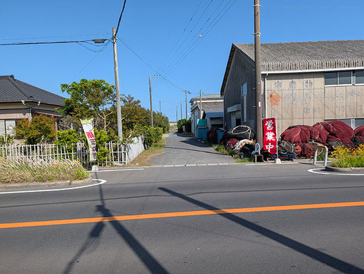 千葉県白子町の海近くにあるリフォーム済み2階建て別荘（外部温水シャワー完備）