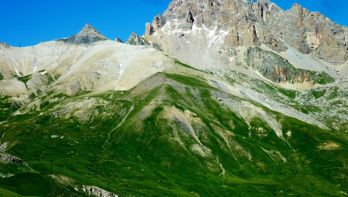 col du Lautaret 2 057 m (AU BOUT DES PIEDS)