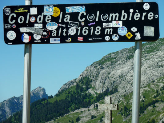 col de la Colombière 1 618 m (AU BOUT DES PIEDS)