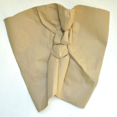 Faltenkörper XII /2021 / Papier / 51x53x13cm