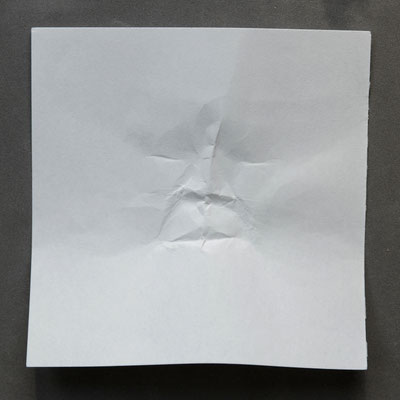 Notiz 19/4/24 III / 2024 / Papier / 10 x 10 cm