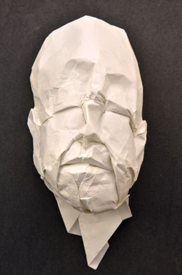 Papierkopf 19/1/21 I /2021 / Papier / 33x17x11cm