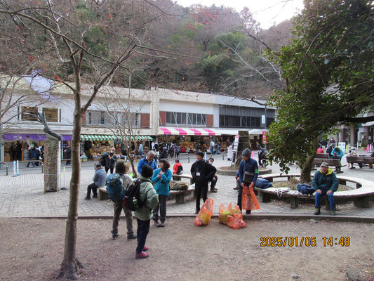 ゴミ拾い6：清滝前ひろばがゴールです
