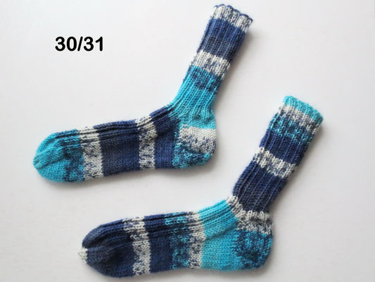 6-fach Sockengarn, 75% Schurwolle, 25% Polyamid, waschbar bis 40° im Schonwaschgang