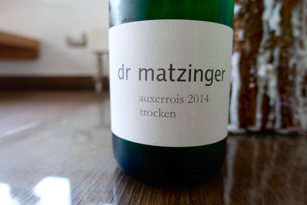dr matzinger Matthias Jacoby Perl Wein auxerrois 2014 Pi mal Butter Mädchenvöllerei