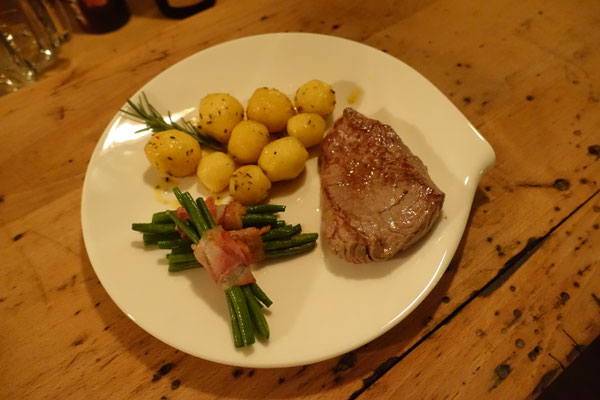 Mädchenvöllerei Pi mal Butter Food Blog Saarland Kochen Rezepte Cooking CookRoastbeef Kartoffeln Trüffel Hollandaise