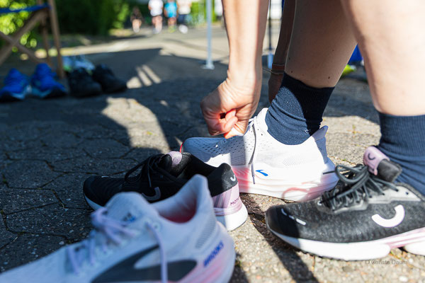 RUN UP 2025 Darmstädter Lauf-Treff mit Schuhtestival von unserem Partner Läuferherz. Foto: Christa Daum