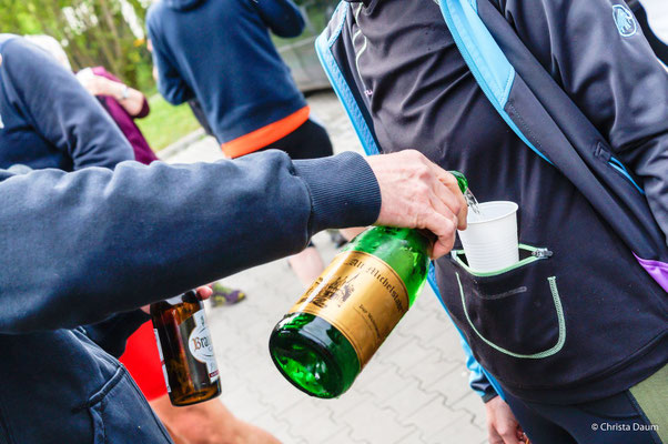 Darmstädter Lauf-Treff die legendäre Kofferraumparty, Foto: Christa Daum