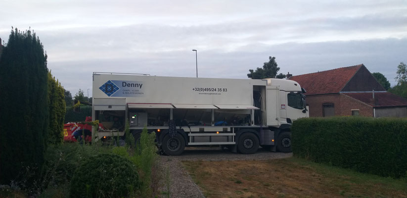 BTK Tegelzetters Venlo - tegelvloer te Maaseik - nieuwe cement dekvloer aanbrengen