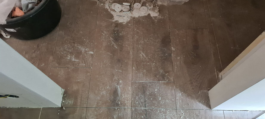 BTK Tegelzetters Venlo - tegelwerk  - houtlook tegelvloer te Venlo