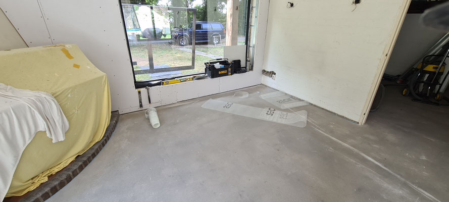 BTK Tegelzetters Venlo - tegelvloer houtlook te Venlo