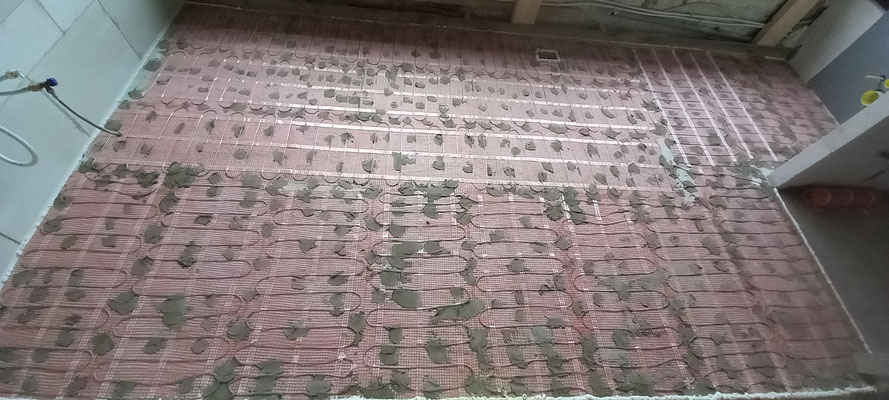 BTK Tegelzetters Venlo - badkamer te Roermond - elektrische vloerverwarming