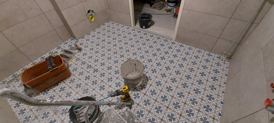 BTK Tegelzetters Venlo - badkamer te Herten