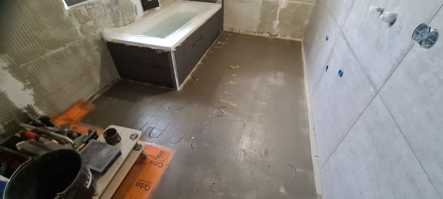 BTK Binnendijk Tegel & Kitwerk Venlo - renovatie badkamer te Roermond - voorstrijken