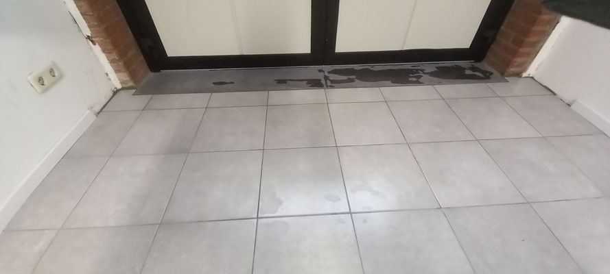 BTK Tegelzetters Venlo - tegelvloer garage te Herten