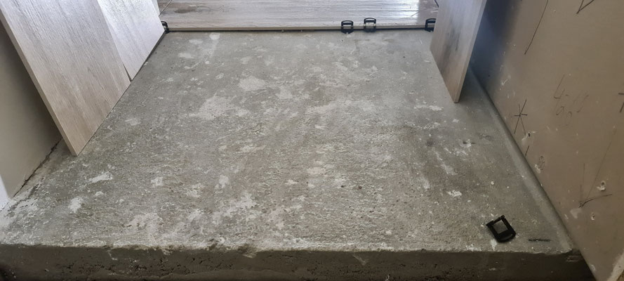 BTK Tegelzetters Venlo - tegelwerk  - houtlook tegelvloer te Venlo