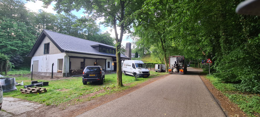 BTK Tegelzetters Venlo - cementdekvloer aanbrengen  - houtlook tegelvloer te Venlo