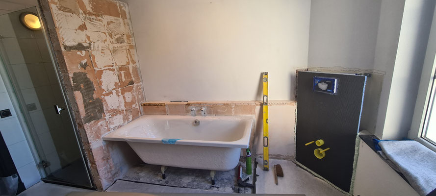 BTK Tegelzetters Venlo - gedeeltelijke renovatie van badkamer te Roermond