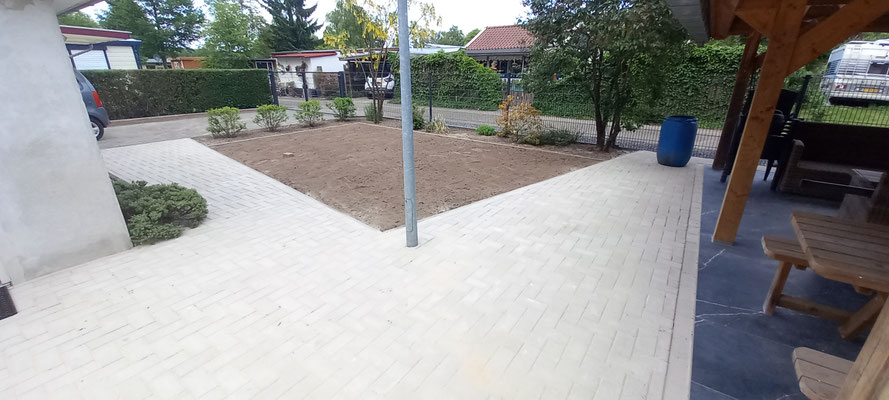 BTK Tegelzetters Venlo - straat- & grondwerk kavel te Velden