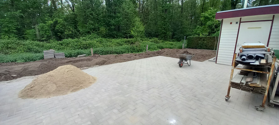 BTK Tegelzetters Venlo - straat- & grondwerk kavel te Velden