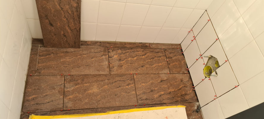 BTK Tegelzetters Venlo - reparatie werkzaamheden tegelwerk toilet te Panningen
