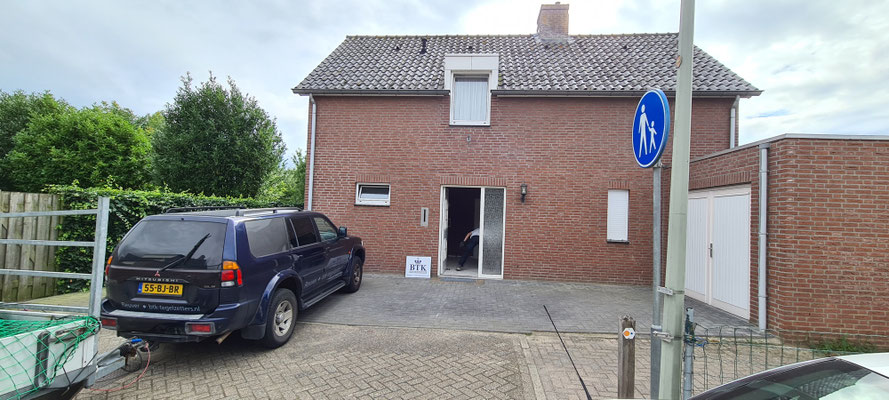 BTK Tegelzetters Venlo - tegelwerk vloer 90x90 te Neeritter