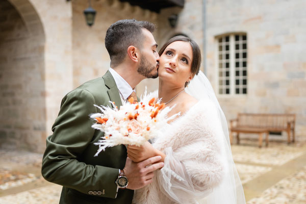 Lot wedding photographer filmmaker couples portraits Figeac
