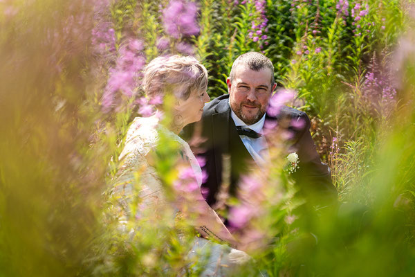 photographe-videaste-mariage-wedding-photographer-filmmaker-occitanie-lozere-mende-nasbinals-marvejols-gorges-du-tarn-jonte-langogne-saint-chely-d'apcher-canourgue-florac-paysage-moderne-intemporelle-authentique-aubrac-laguiole-moderne-mejean-couple