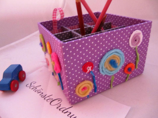 XXL 9 Fächer Stiftebox Lolli Pop mit Name, handgemachte Geschenkbox für viele Stifte zum Kindergartenstart