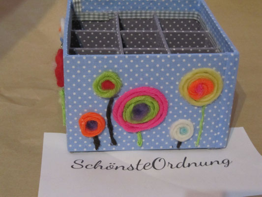 9 Fächer Stiftebox Lolli Pop himmelblau mit Name, handgemachte Geschenkbox