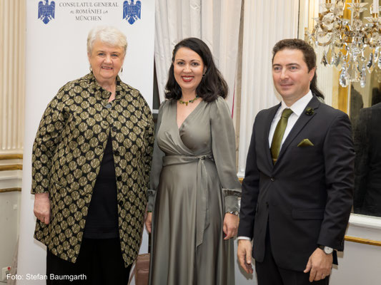 Feierlicher Empfang des Rumänischen Generalkonsulats München am 13.November 2024 im Rahmen des 25-jährigen Jubiläums der institutionellen Bayerisch-Rumänischen Zusammenarbeit im Hotel Bayerischer Hof. Foto: Stefan Baumgarth.
