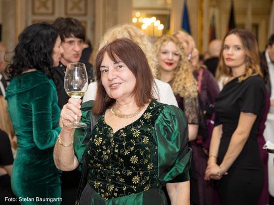 Feierlicher Empfang des Rumänischen Generalkonsulats München am 13.November 2024 im Rahmen des 25-jährigen Jubiläums der institutionellen Bayerisch-Rumänischen Zusammenarbeit im Hotel Bayerischer Hof. Foto: Stefan Baumgarth.