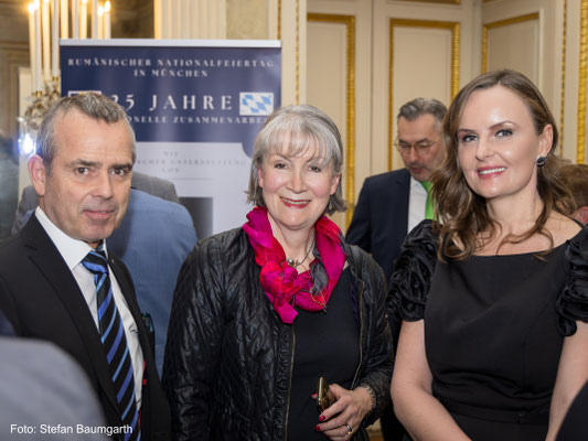 Feierlicher Empfang des Rumänischen Generalkonsulats München am 13.November 2024 im Rahmen des 25-jährigen Jubiläums der institutionellen Bayerisch-Rumänischen Zusammenarbeit im Hotel Bayerischer Hof. Foto: Stefan Baumgarth.
