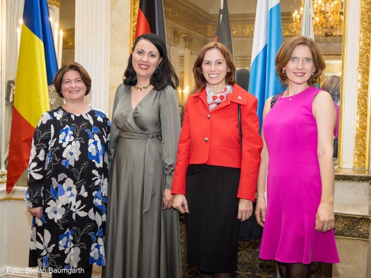 Feierlicher Empfang des Rumänischen Generalkonsulats München am 13.November 2024 im Rahmen des 25-jährigen Jubiläums der institutionellen Bayerisch-Rumänischen Zusammenarbeit im Hotel Bayerischer Hof. Foto: Stefan Baumgarth.