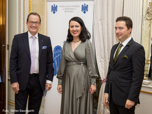 Feierlicher Empfang des Rumänischen Generalkonsulats München am 13.November 2024 im Rahmen des 25-jährigen Jubiläums der institutionellen Bayerisch-Rumänischen Zusammenarbeit im Hotel Bayerischer Hof. Foto: Stefan Baumgarth.