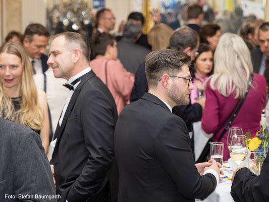 Feierlicher Empfang des Rumänischen Generalkonsulats München am 13.November 2024 im Rahmen des 25-jährigen Jubiläums der institutionellen Bayerisch-Rumänischen Zusammenarbeit im Hotel Bayerischer Hof. Foto: Stefan Baumgarth.