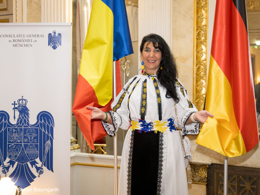 Feierlicher Empfang des Rumänischen Generalkonsulats München am 13.November 2024 im Rahmen des 25-jährigen Jubiläums der institutionellen Bayerisch-Rumänischen Zusammenarbeit im Hotel Bayerischer Hof. Foto: Stefan Baumgarth.